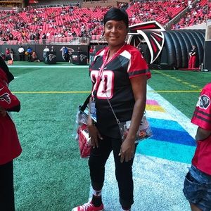 Meet your Posher, Monica